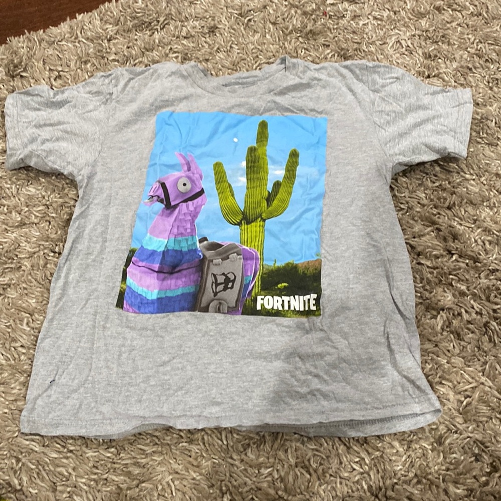 Fortnite T-shirt size m